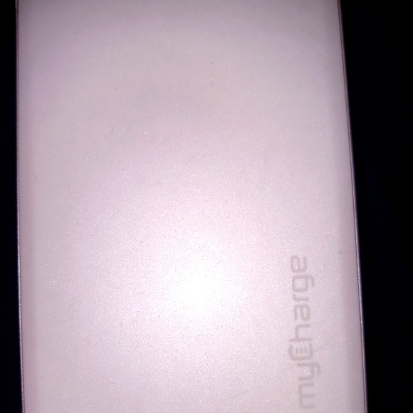 My charge power lock cordless chargeable power bank - Picture 1 of 2
